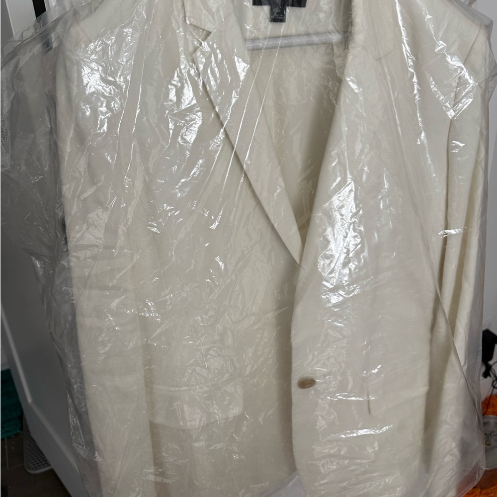 Ann Taylor Cream Tailored Blazer